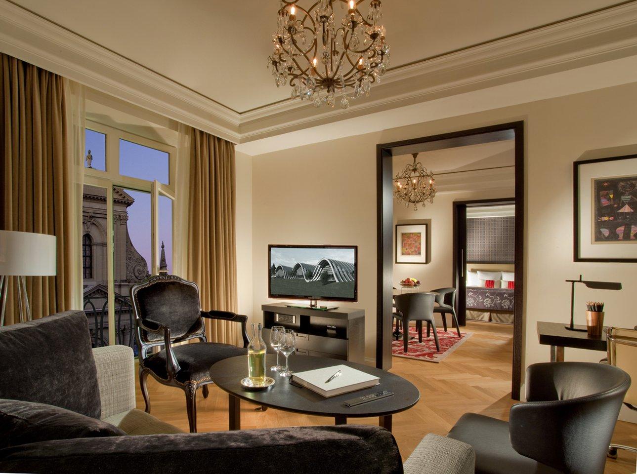施伟泽霍夫伯尔尼水疗酒店 外观 照片 A suite at the Hotel de Crillon