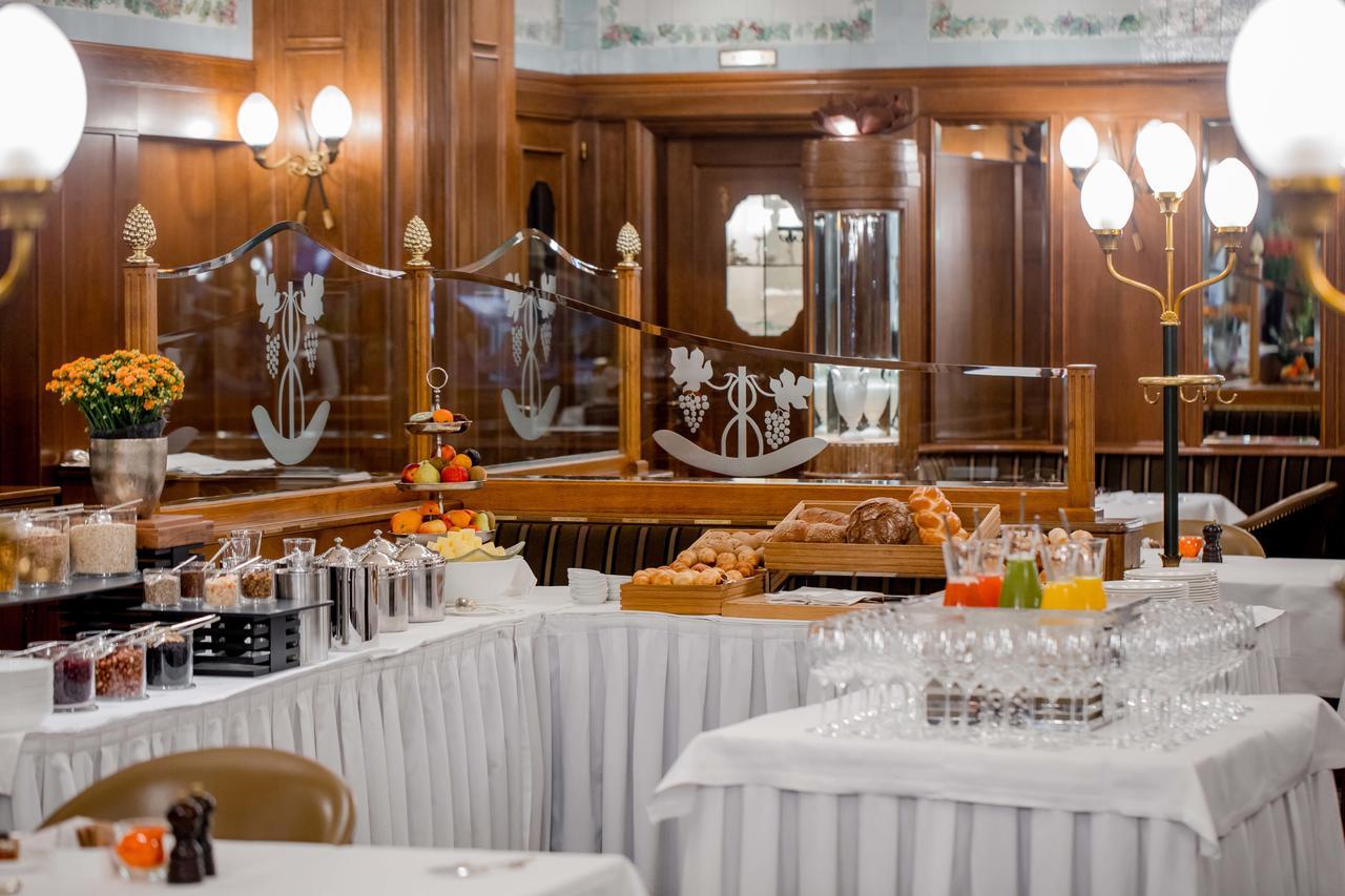 施伟泽霍夫伯尔尼水疗酒店 外观 照片 The buffet