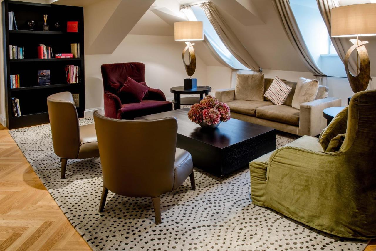 施伟泽霍夫伯尔尼水疗酒店 外观 照片 The Library at The Ivy Hotel